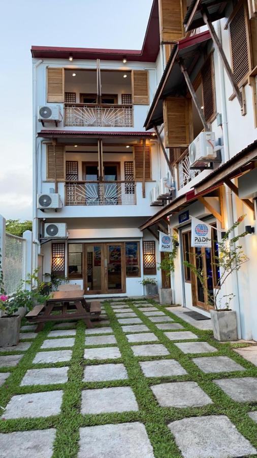 P&B Residences Legazpi Exterior foto